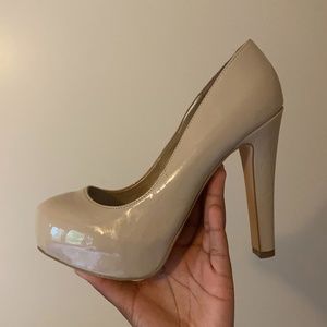 G by Guess Cream Platform Pumps